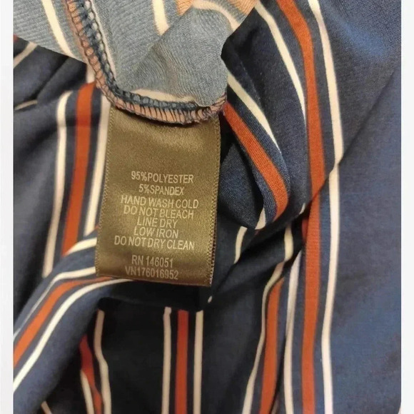 Design Lab Lord & Taylor V Neck Wide Leg Jumpsuit Size  Small - Picture 7 of 9